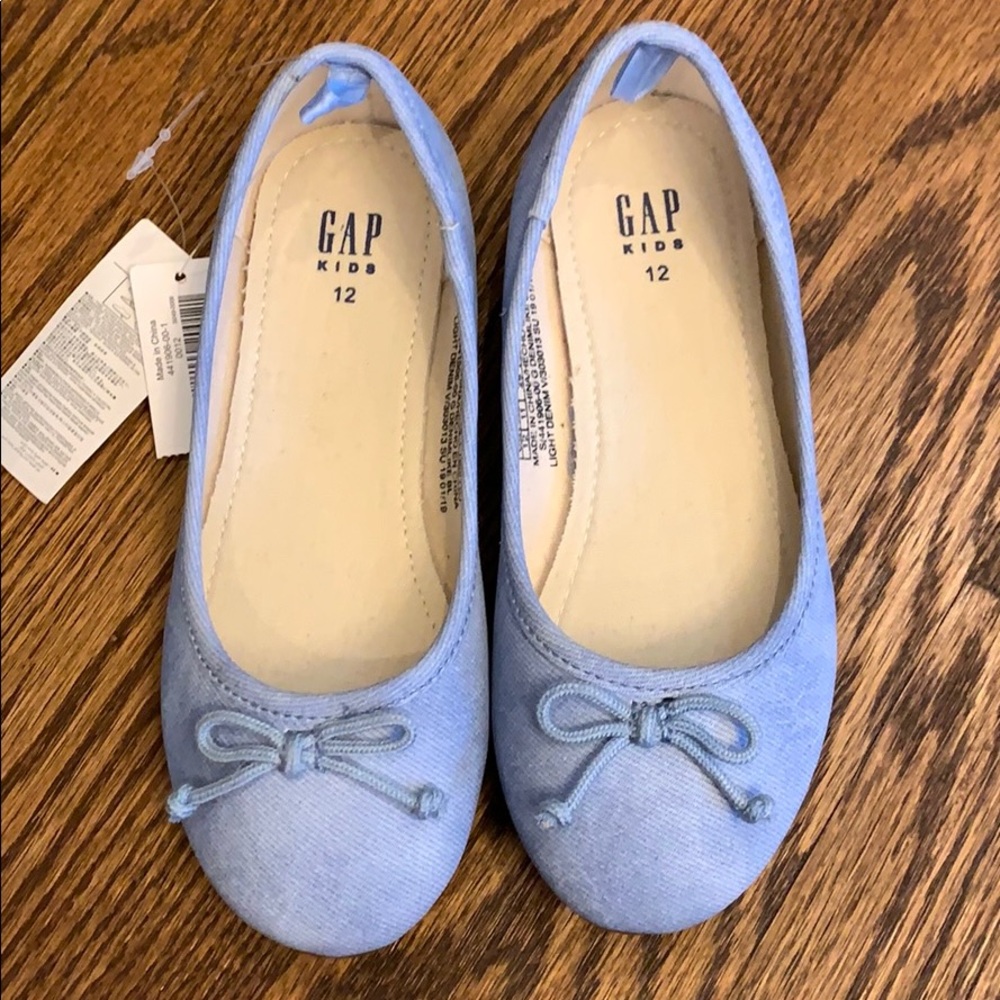 NWT Gap Kids Ballet Flats; Size 12